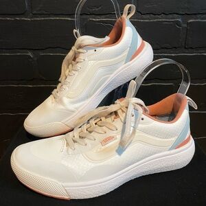Vans UltraRange EXO True White/ Winter Sky with mauve pink and baby blue details